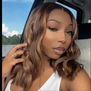 Brown highlighted bob wig